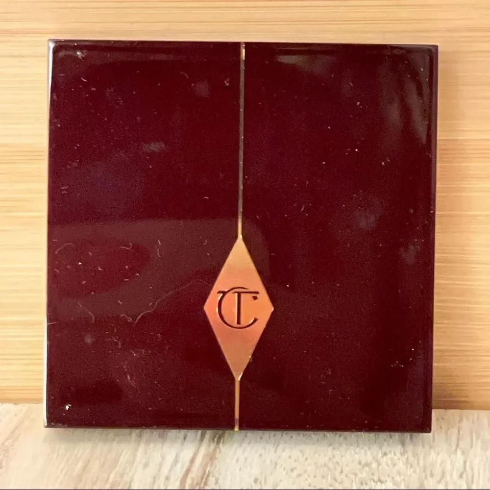 New in Box read, Charlotte Tilbury luxury palette The rock chick